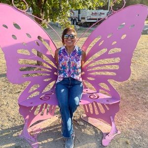 Meet your Posher, Ana